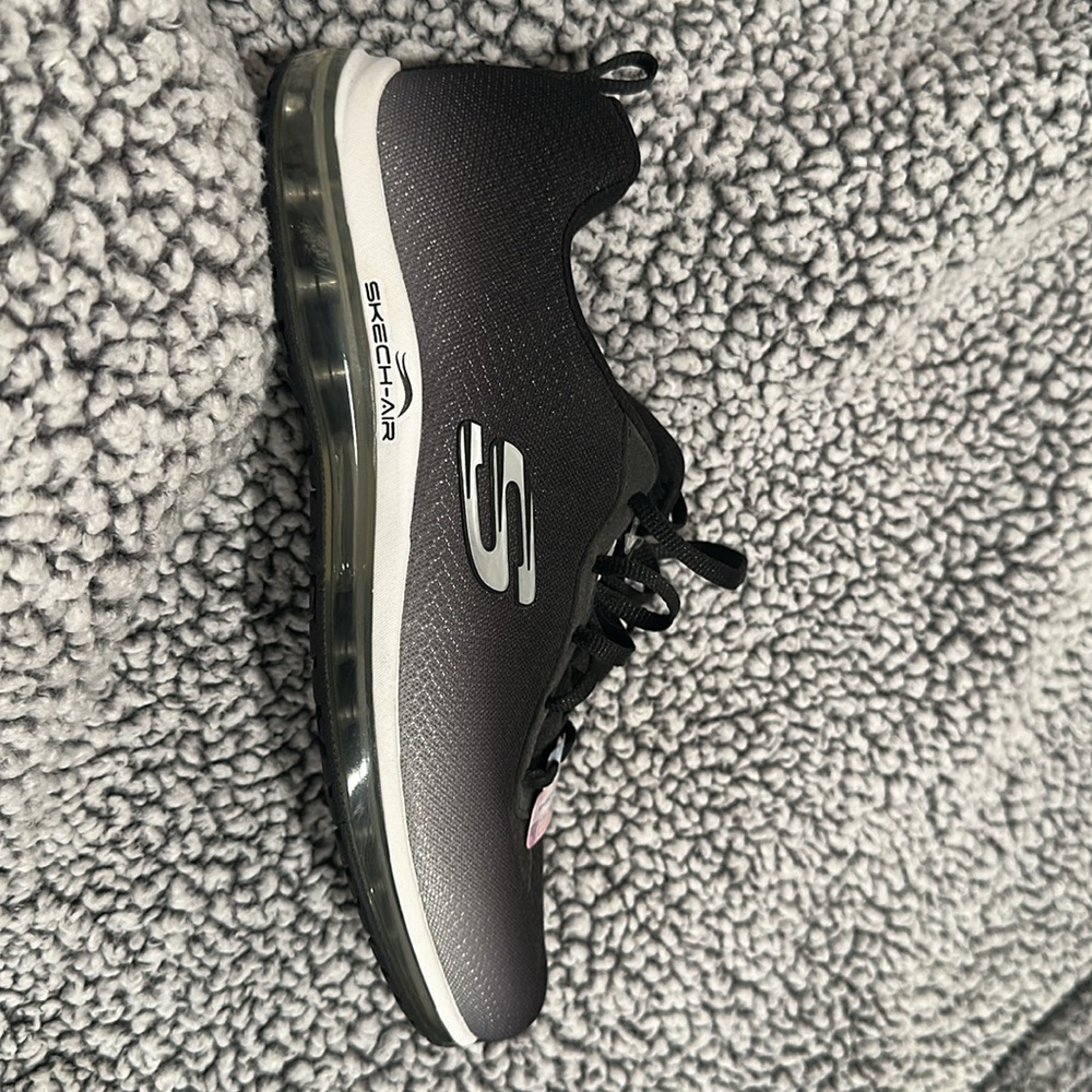 New - Picture 4 of 6
